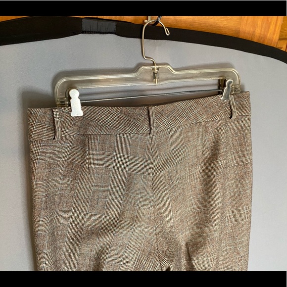 Banana Republic Dress Pant w/ blue accent - Picture 4 of 6